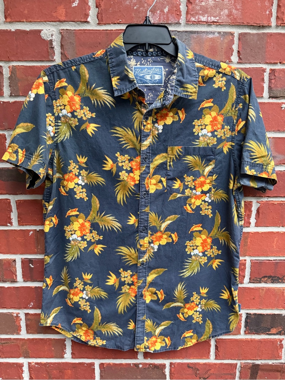 Huntington Beach Club Men’s Large Floral Short Sleeve Button Up Navy Shirt F9